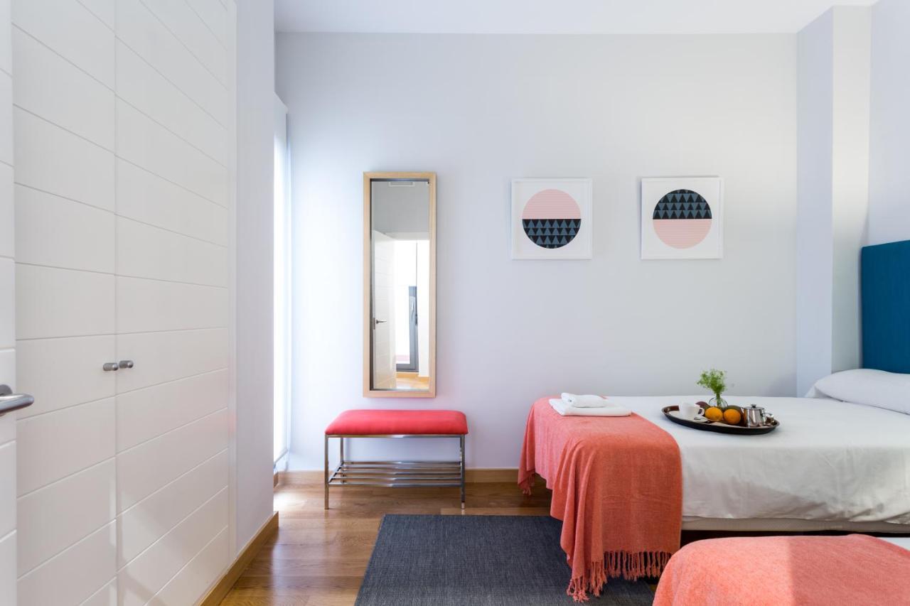 Apartamentos Rg Alameda De Hercules セビリア エクステリア 写真